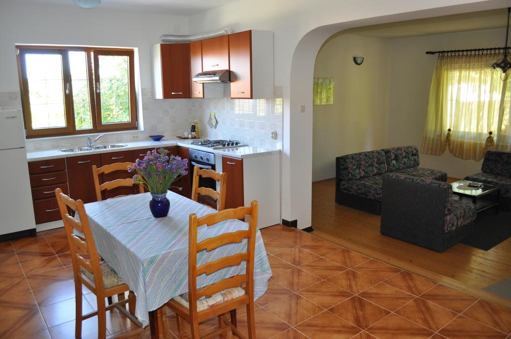 Apartment Drenovica Pula Pokoj fotografie