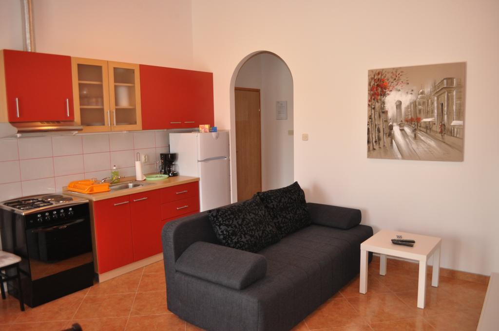 Apartment Drenovica Pula Pokoj fotografie